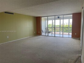 3940 Inverrary Blvd in Lauderhill, FL - Building Photo