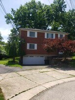 4929 Kelsch Ln, Unit #2 in Cincinnati, OH - Building Photo