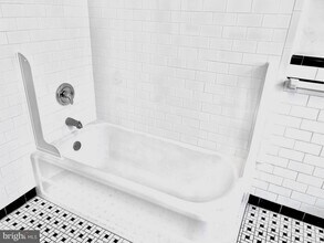 111 Chestnut Ave in Narberth, PA - Building Photo - Building Photo