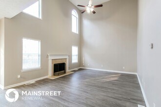 877 Ashton Oak Cir in Stone Mountain, GA - Building Photo - Building Photo