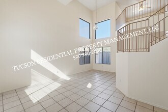 8875 S Desert Valley Way in Tucson, AZ - Building Photo - Building Photo