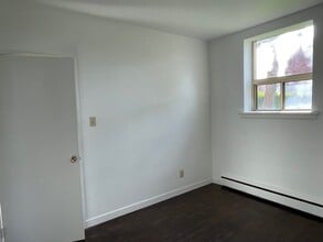 311 28th St in Hamilton, ON - Building Photo - Building Photo