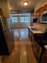 822 Cherry St SE, Unit 101 in Grand Rapids, MI - Building Photo - Building Photo