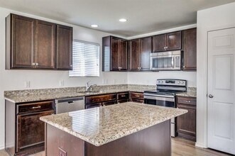 1717 Christopher Creek Dr in Little Elm, TX - Building Photo - Building Photo