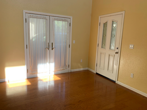 11779 Bagota Way in Rancho Cordova, CA - Building Photo - Building Photo