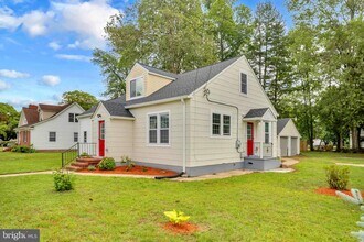 202 Oak St in Hurlock, MD - Building Photo - Building Photo