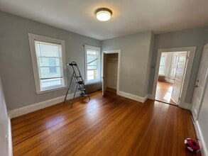 33 Orange St in Chelsea, MA - Building Photo - Building Photo