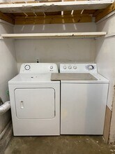 537 E Edgewood St in Springfield, MO - Building Photo - Building Photo