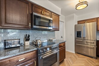 4760 Lake Cecile Dr in Kissimmee, FL - Building Photo - Building Photo