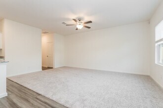 440 Harlow Dr in Conroe, TX - Building Photo - Building Photo