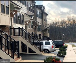 18 Locks Farm Ln in Downingtown, PA - Building Photo - Building Photo