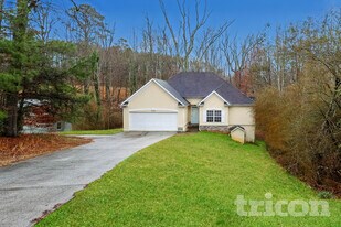 3730 Will Lee Rd, Unit 307 in Atlanta, GA - Building Photo