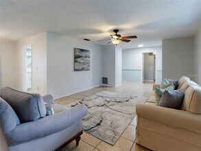 1836 Plumtree Dr in Deltona, FL - Building Photo - Building Photo