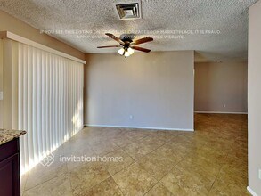2933 W Grovers Ave in Phoenix, AZ - Building Photo - Building Photo