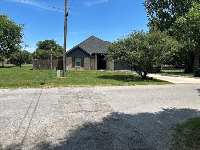 property at 501 Hobbs Ave