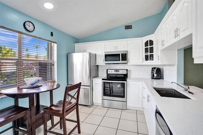 8372 Blue Cypress Dr