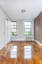 380 E 10th St in New York, NY - Building Photo - Building Photo