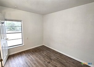 105 Santa Clara St in Cibolo, TX - Building Photo - Building Photo