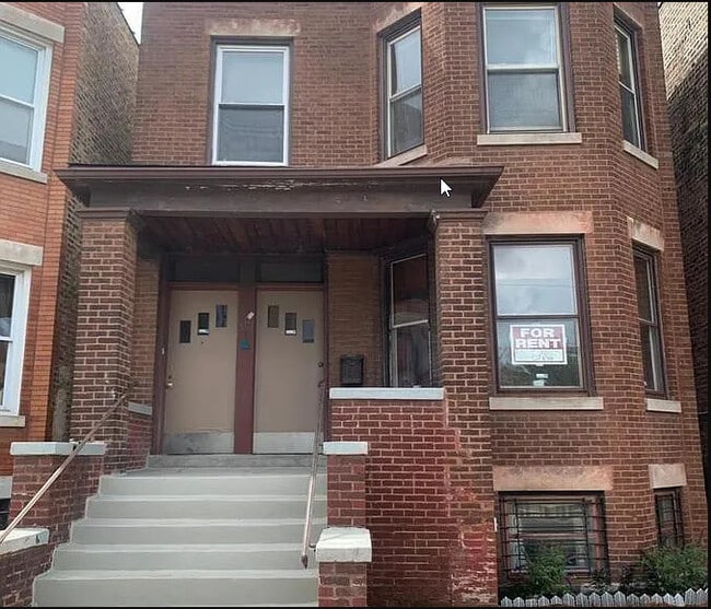 property at 2702 N Ashland Ave