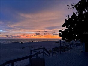 2823 Gulf of Mexico Dr in Longboat Key, FL - Building Photo - Building Photo