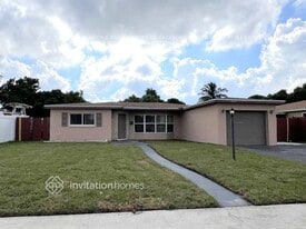 4460 NW 43rd St in Lauderdale Lakes, FL - Building Photo