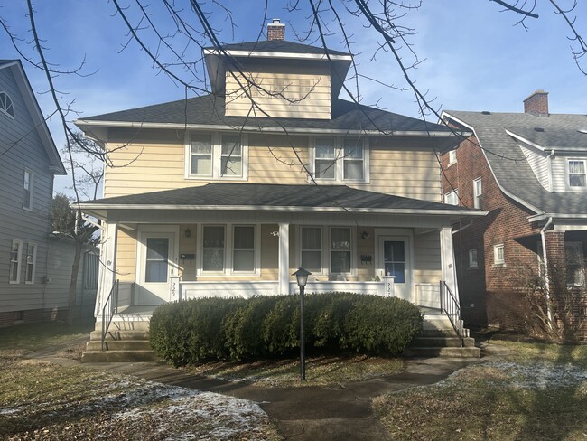 225 E Allen St, Unit 225 East Allen Street