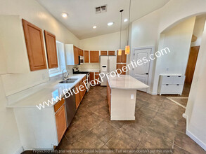 7447 N Bradstreet Dr in Tucson, AZ - Building Photo - Building Photo
