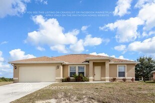 2217 NE 10th Ave in Cape Coral, FL - Building Photo