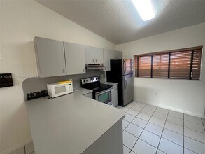 2891 W 76th St in Hialeah Gardens, FL - Building Photo - Building Photo