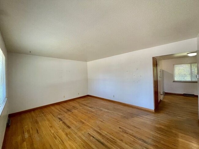 property at 2535 21st Ave Ct