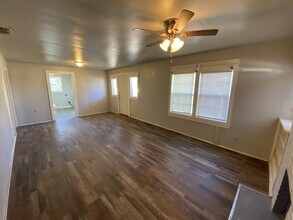 1925 27th St in Lubbock, TX - Building Photo - Building Photo