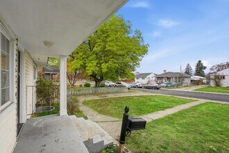 3917 E Fairview Ave in Spokane, WA - Building Photo - Building Photo