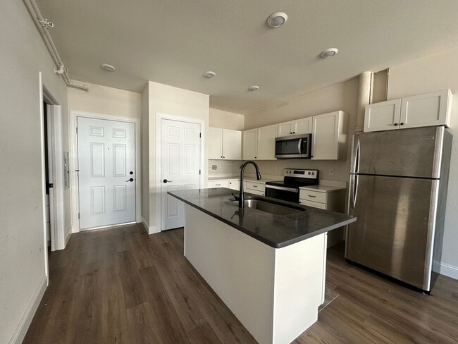 2577 Downer in Milwaukee, WI - Building Photo - Building Photo
