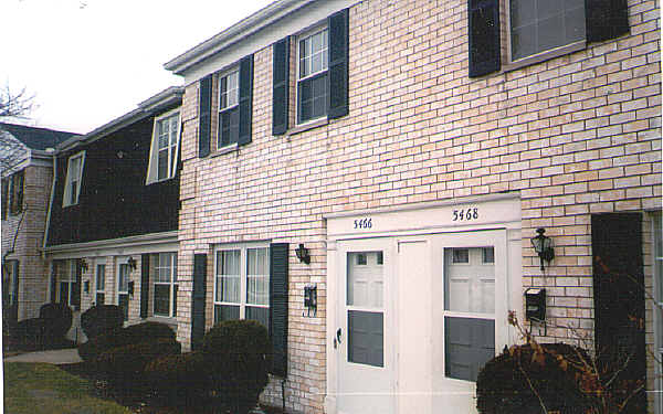 Barclay Square in Kettering, OH - Foto de edificio - Building Photo