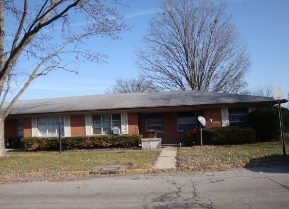 72 Bennington Dr in Dayton, OH - Building Photo