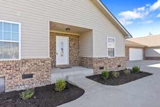 579 Regency Cir in Richmond, KY - Building Photo - Building Photo