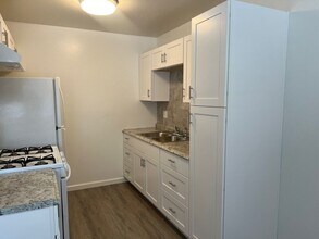 1936 9th St in Redding, CA - Building Photo - Building Photo