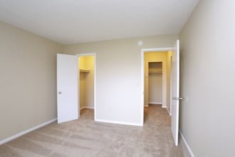 Cedar Ridge Apartments in Monroeville, PA - Building Photo - Interior Photo
