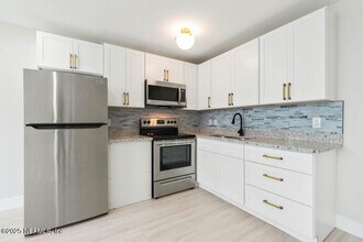 6455 San Juan Ave in Jacksonville, FL - Building Photo - Building Photo