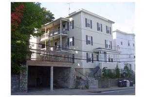 95 Manville Rd in Woonsocket, RI - Building Photo