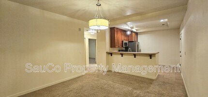 8078 NE Miriam Way in Hillsboro, OR - Building Photo - Building Photo