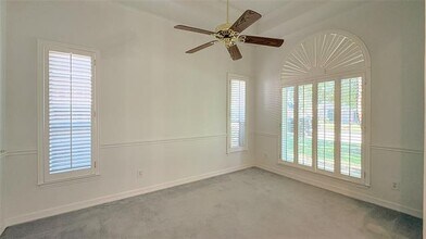 1164 Pleasant Oaks Dr in Lewisville, TX - Building Photo - Building Photo