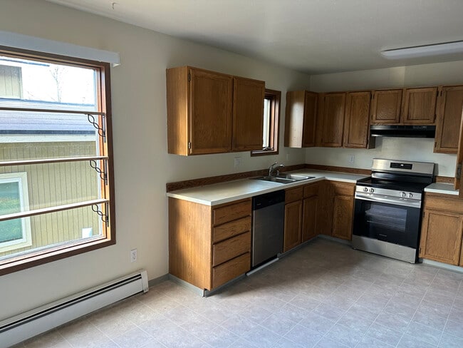 17119 Coronado St in Anchorage, AK - Building Photo - Building Photo