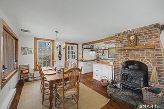 75 Lake Lillinonah Rd N in Bridgewater, CT - Building Photo - Building Photo