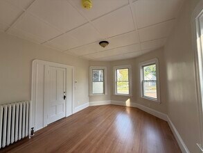 20 Phillips St, Unit 1 in Quincy, MA - Building Photo - Building Photo