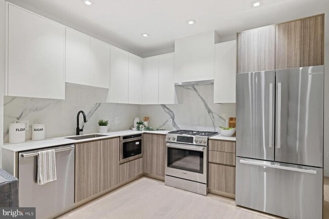 property at 1525 P St NW