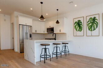 580 Palisade Ave in Jersey City, NJ - Building Photo - Building Photo