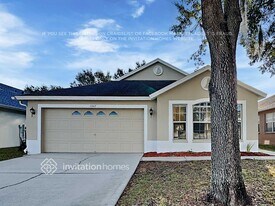 17417 Lawn Orchid Loop in Land O Lakes, FL - Building Photo