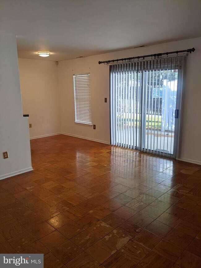 2139 E Chestnut Ave-Unit -53 in Vineland, NJ - Building Photo - Building Photo