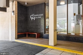 2201 L St NW, Unit 516 in Washington, DC - Foto de edificio - Building Photo